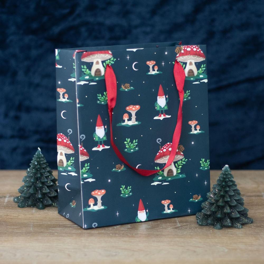 Something Different - 23cm Medium Gnome Sweet Gnome Print Geschenktasche - Mehrfarben
